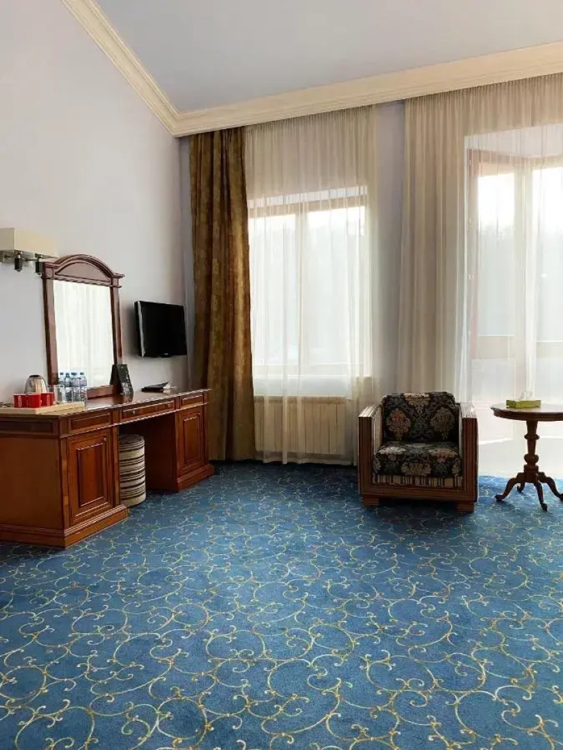 Отель Hotel Russia
