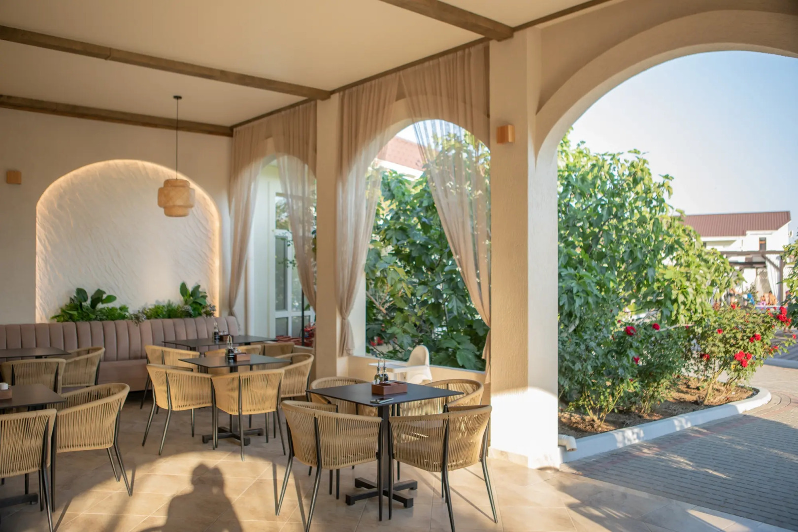 Отель Нарлен