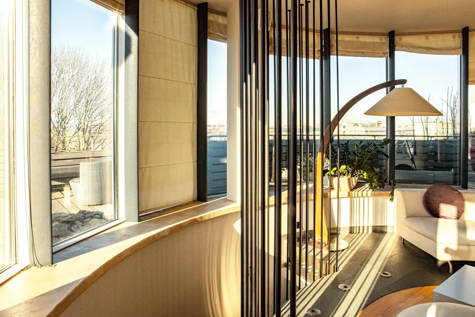 Апартаменты с террасой и видом на Петербург