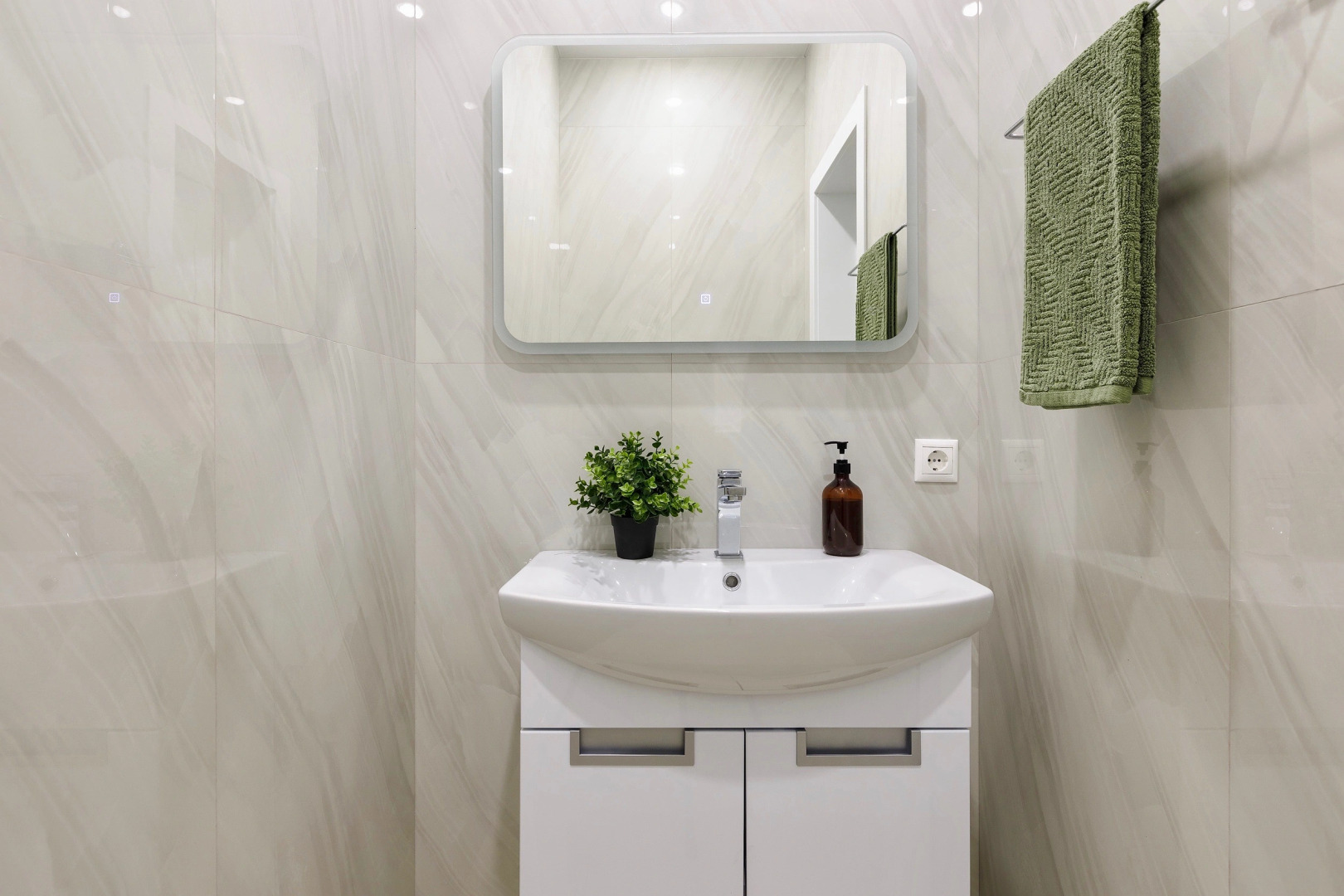 Апартаменты SUNVILLES Новая дизайнерская двушка с Видом