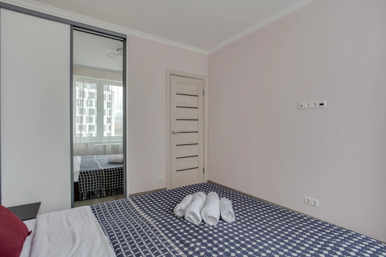 Квартира ApartsLounge