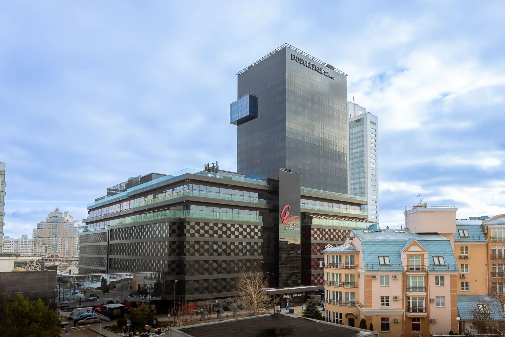 Апартаменты Ladgorna на Обойной 4/2