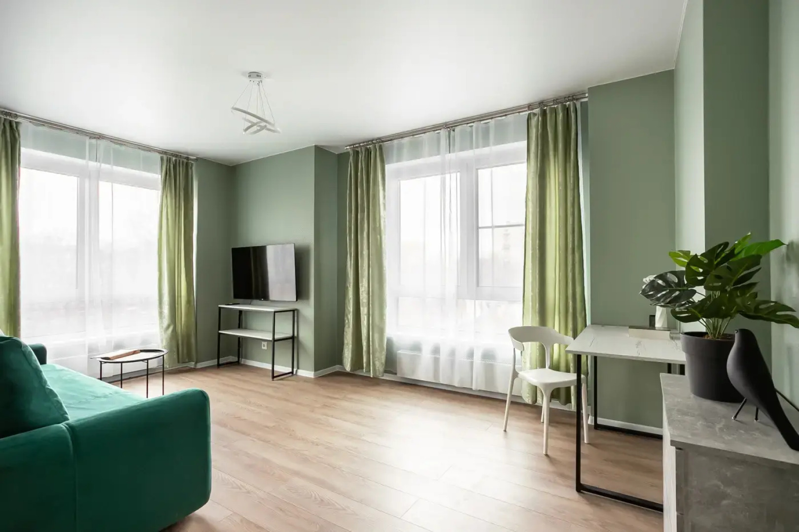 Квартира Просторная Четырехкомнатная у Метро Окская