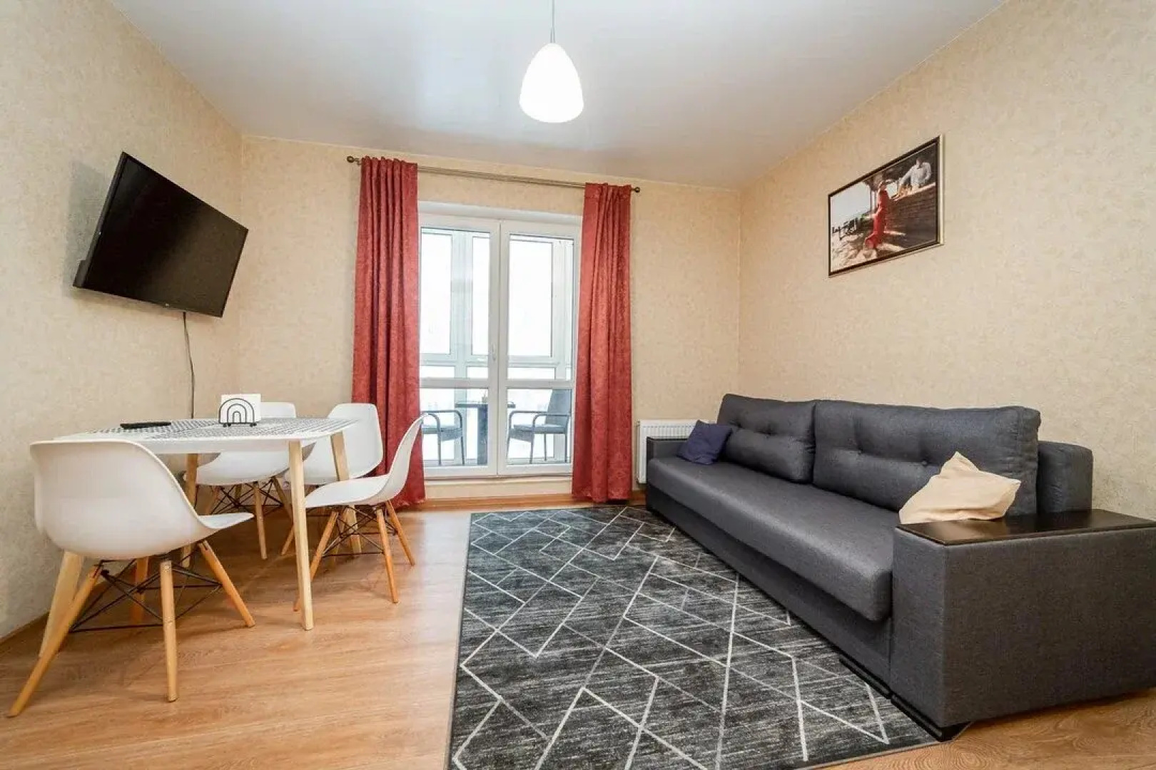 Апартаменты возле Национальной Библиотеки и ТРЦ Dana Mall на Туровского 26