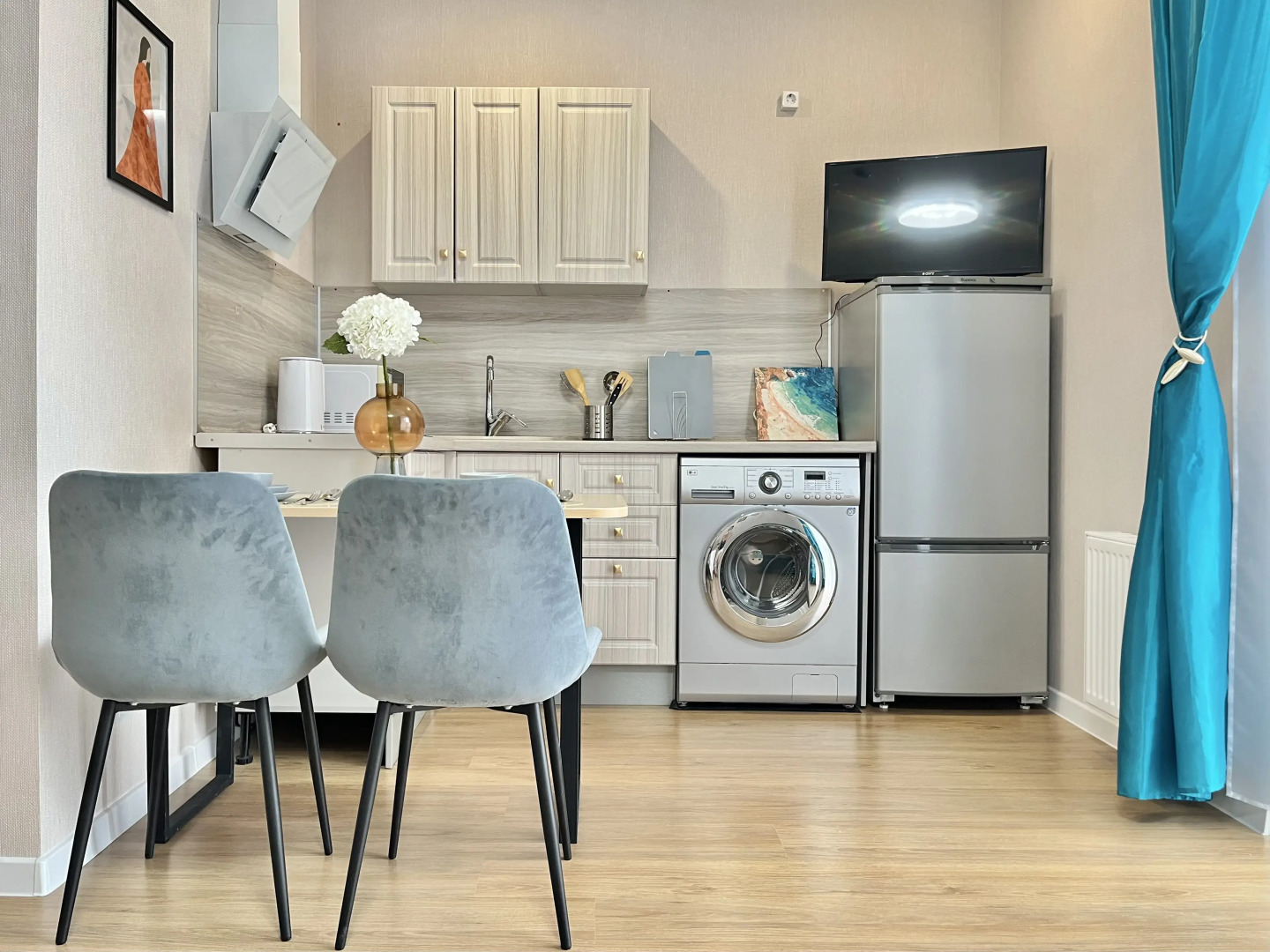 Квартира бирюзовая студия в Sердце города Перми