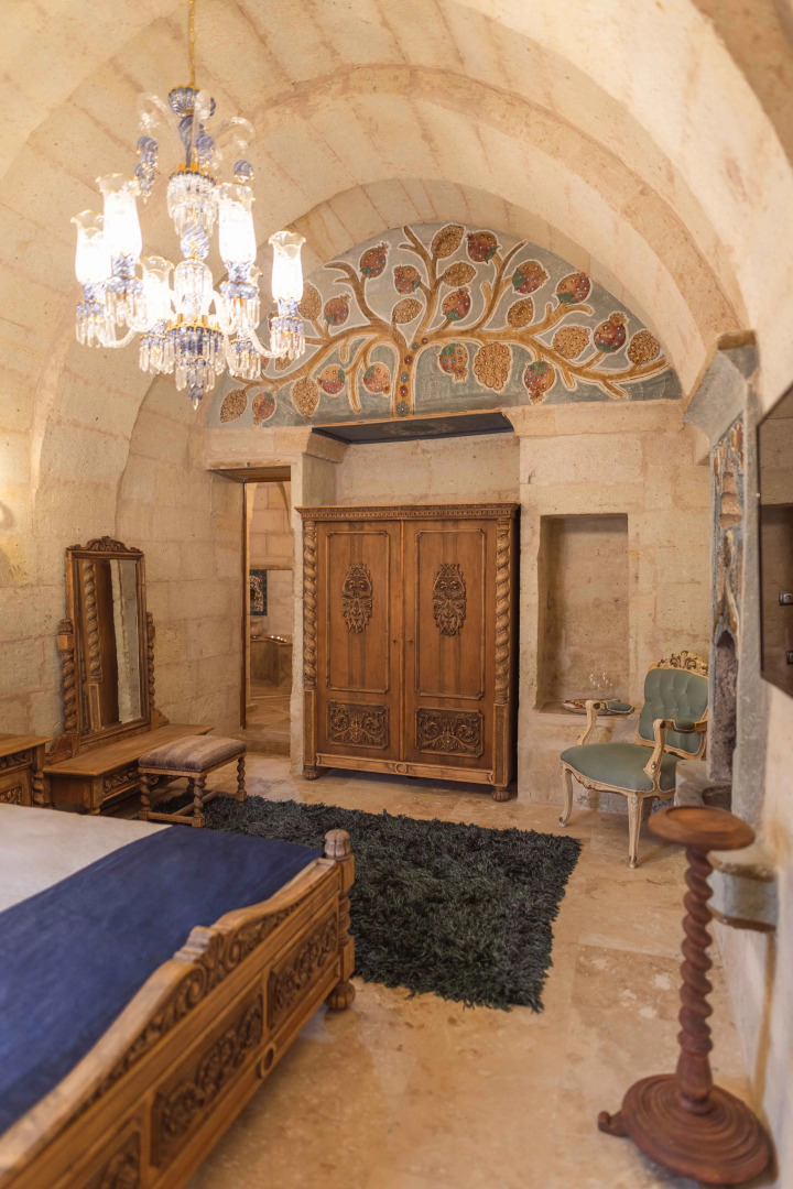 Отель Solo Cave Suites