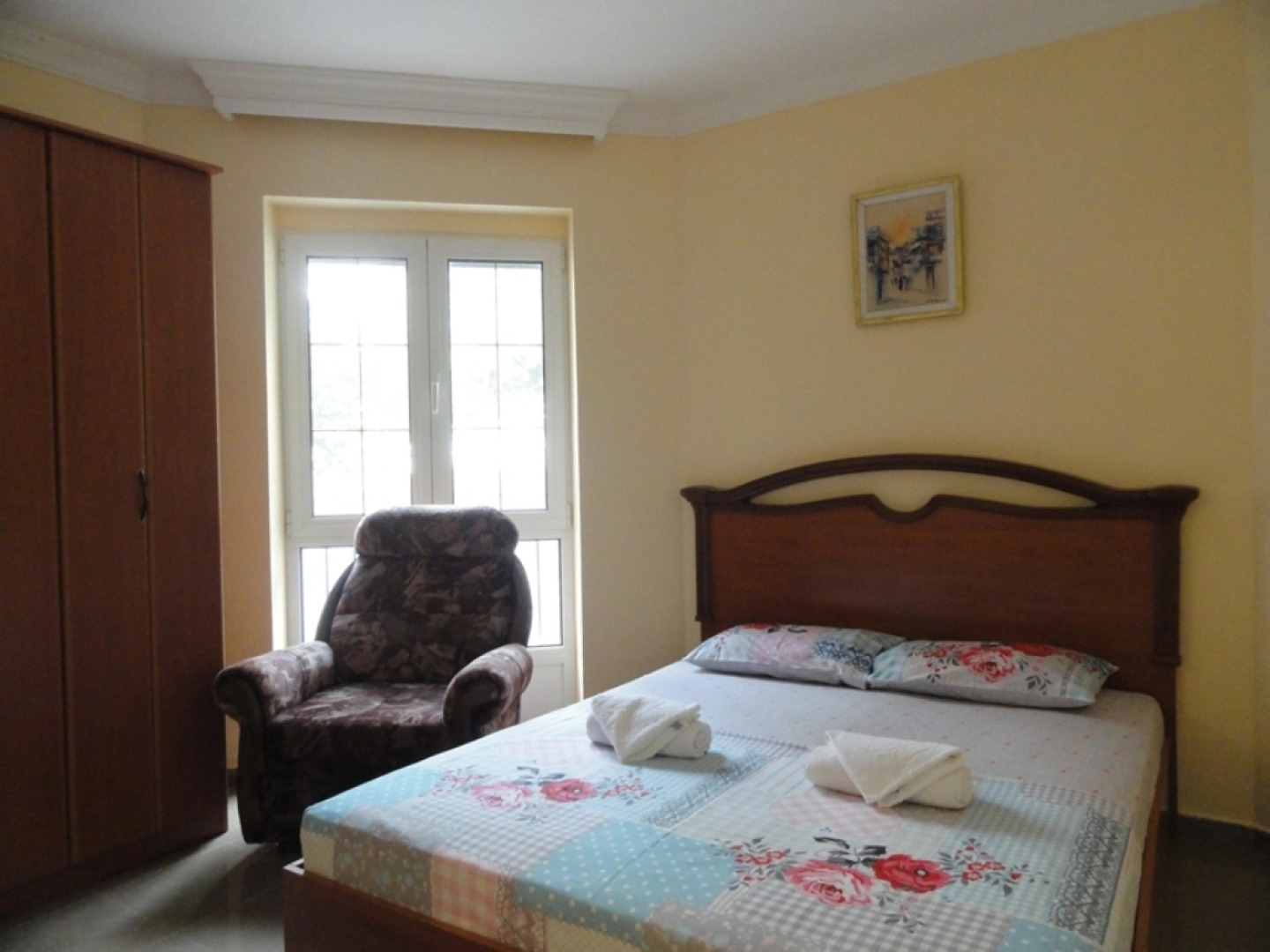 Вилла Petrovac с бассейном 6 спален