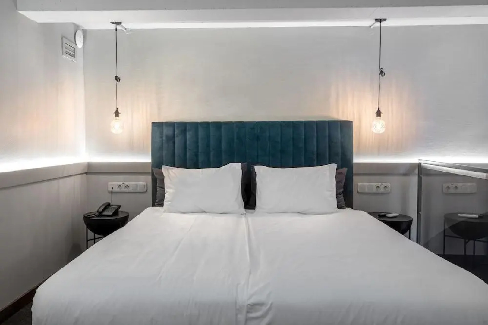 Отель The Faces Historical center