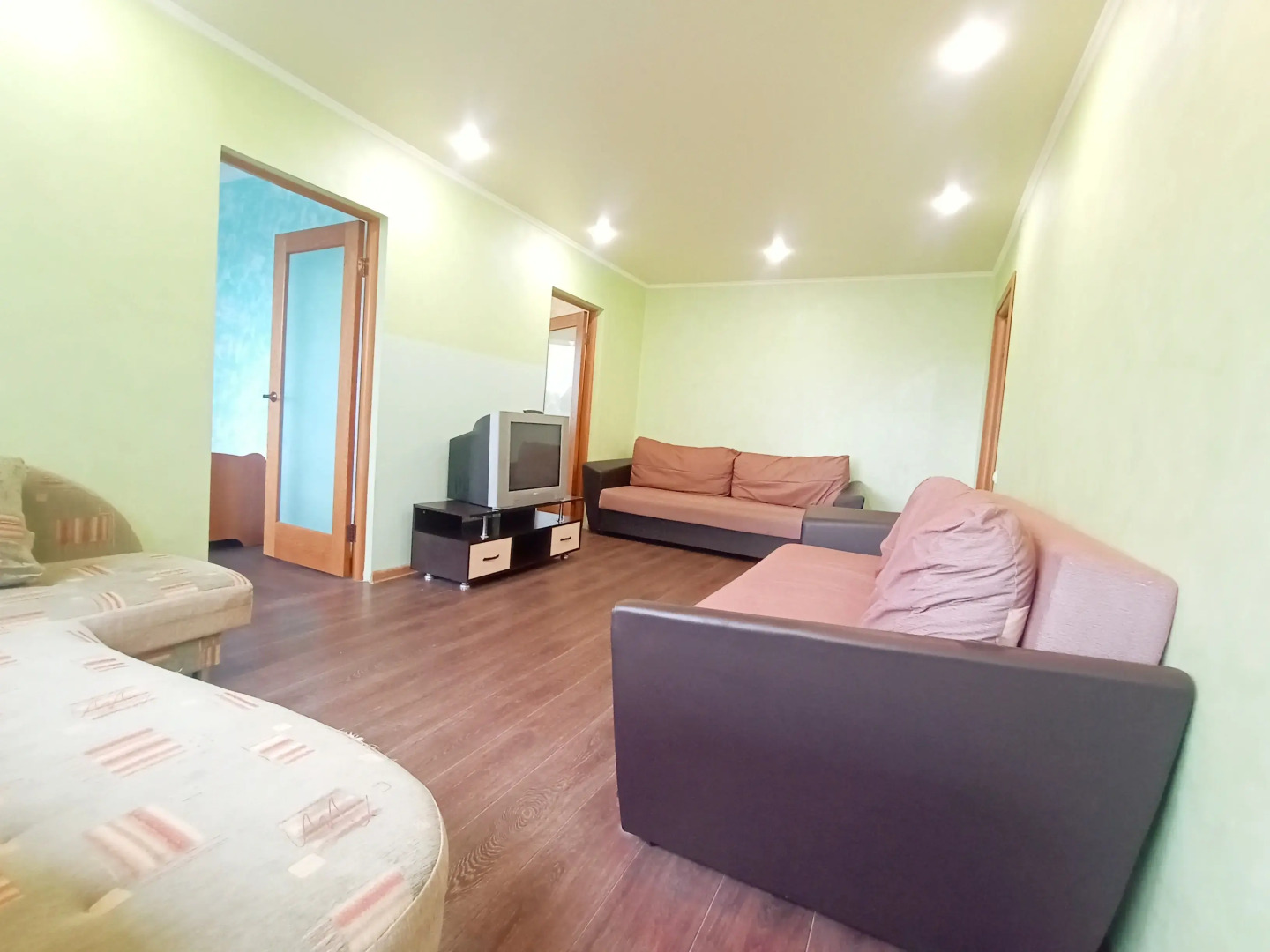 Апартаменты 4х Комнатные Бульвар Королёва 8