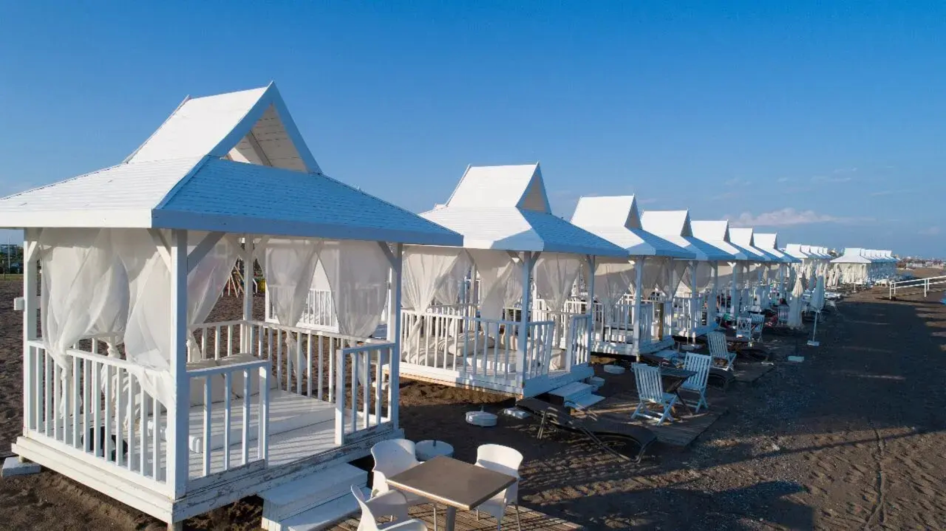 Отель Gardenya Lara Suit