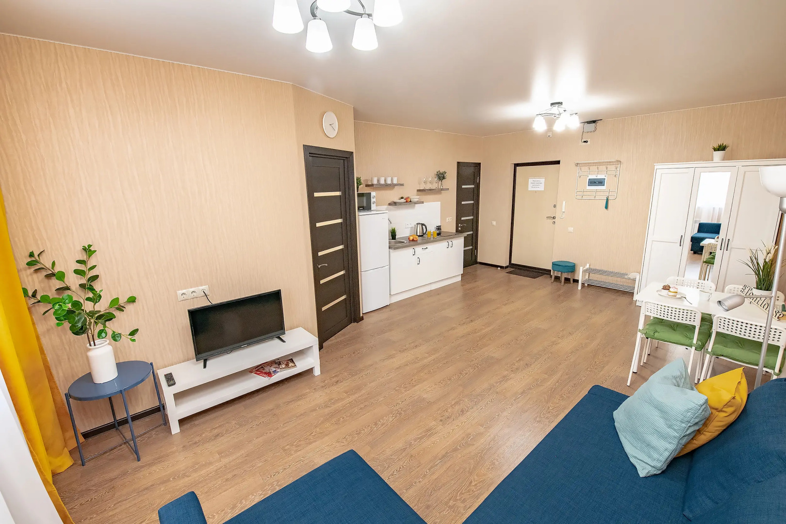 Апартаменты TopHouse на Жигура 12а  двухкомнатные