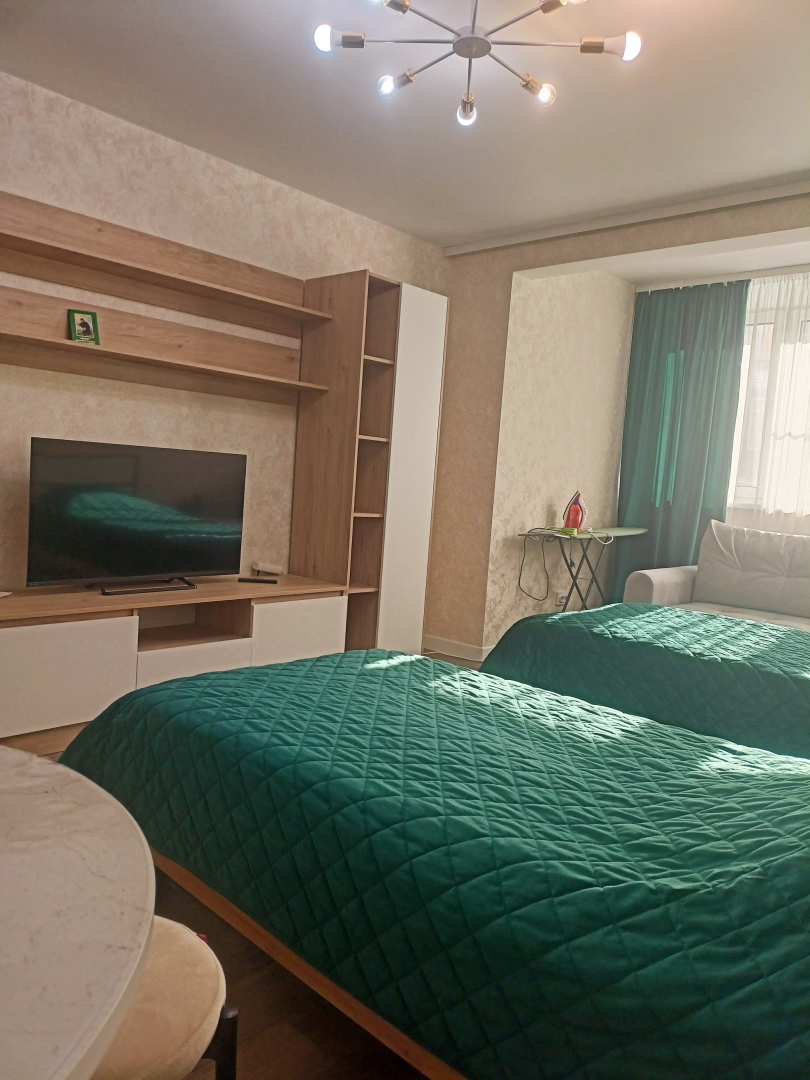 Апартаменты студия 45 на Симанина 14