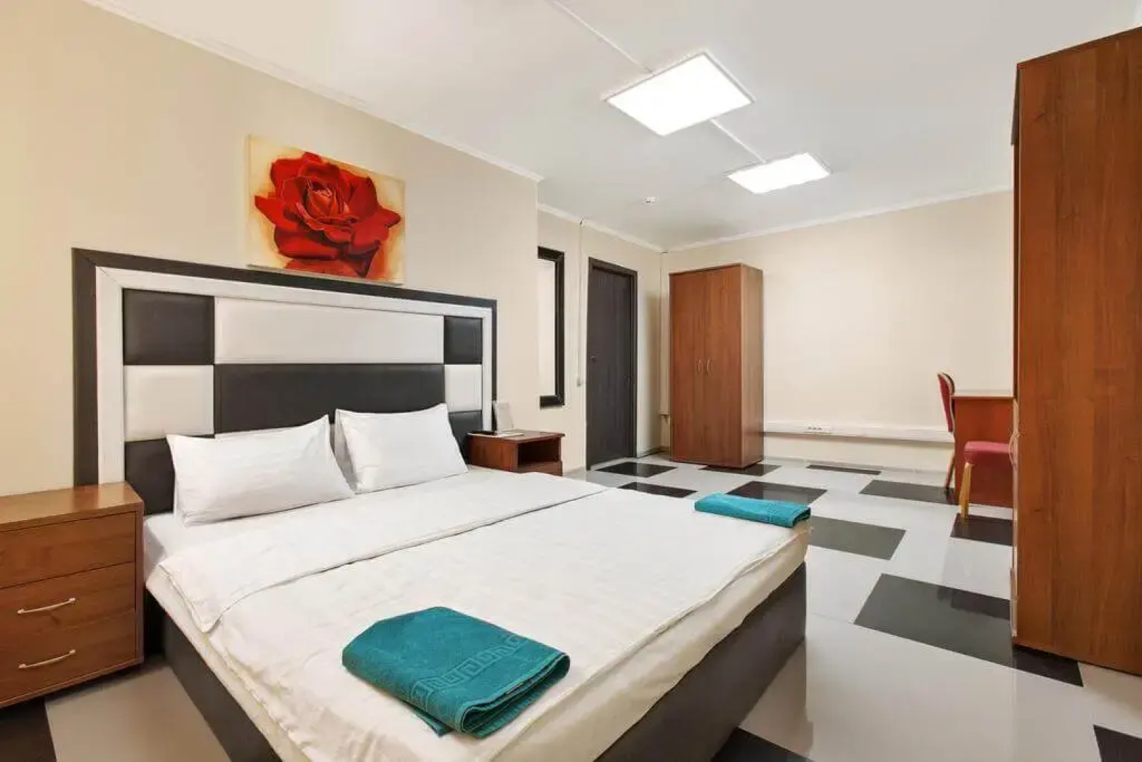 Мини-отель NRG Rooms & SPA Tushino Moscow