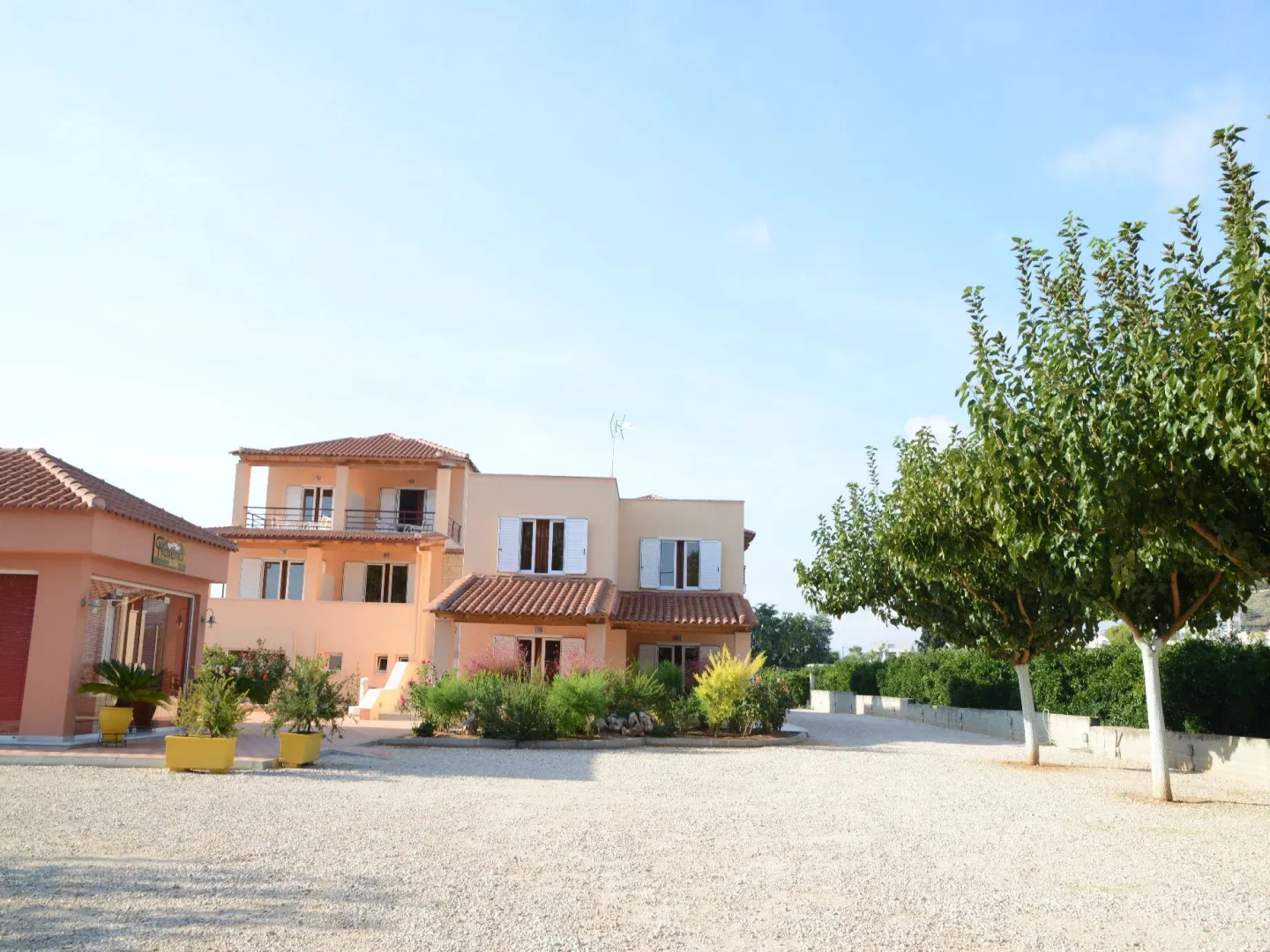 Апарт-Отель Marias Filoxenia Suites