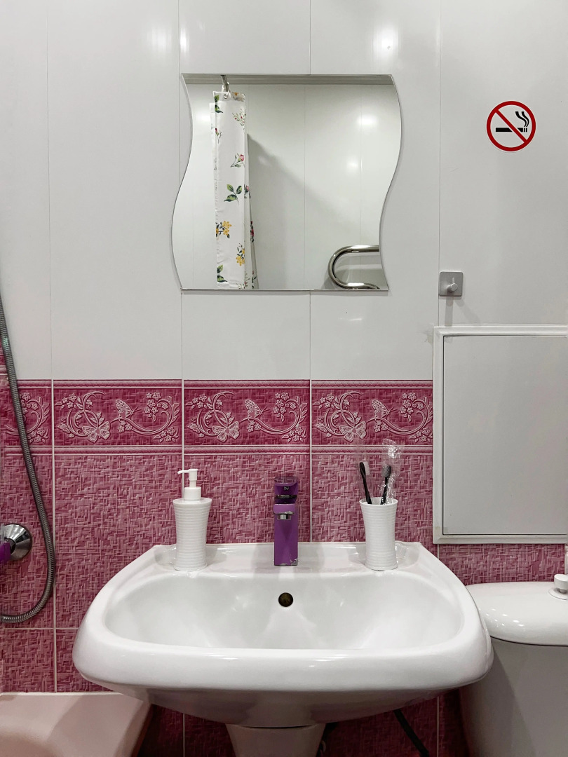 Апартаменты Granada комфортная двухкомнатная квартира в центре города недалеко от железнодорожного вокзала