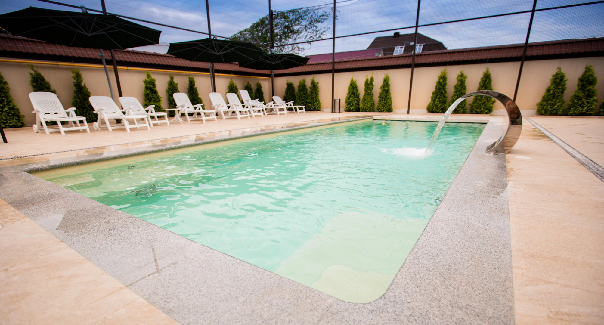 Отель София