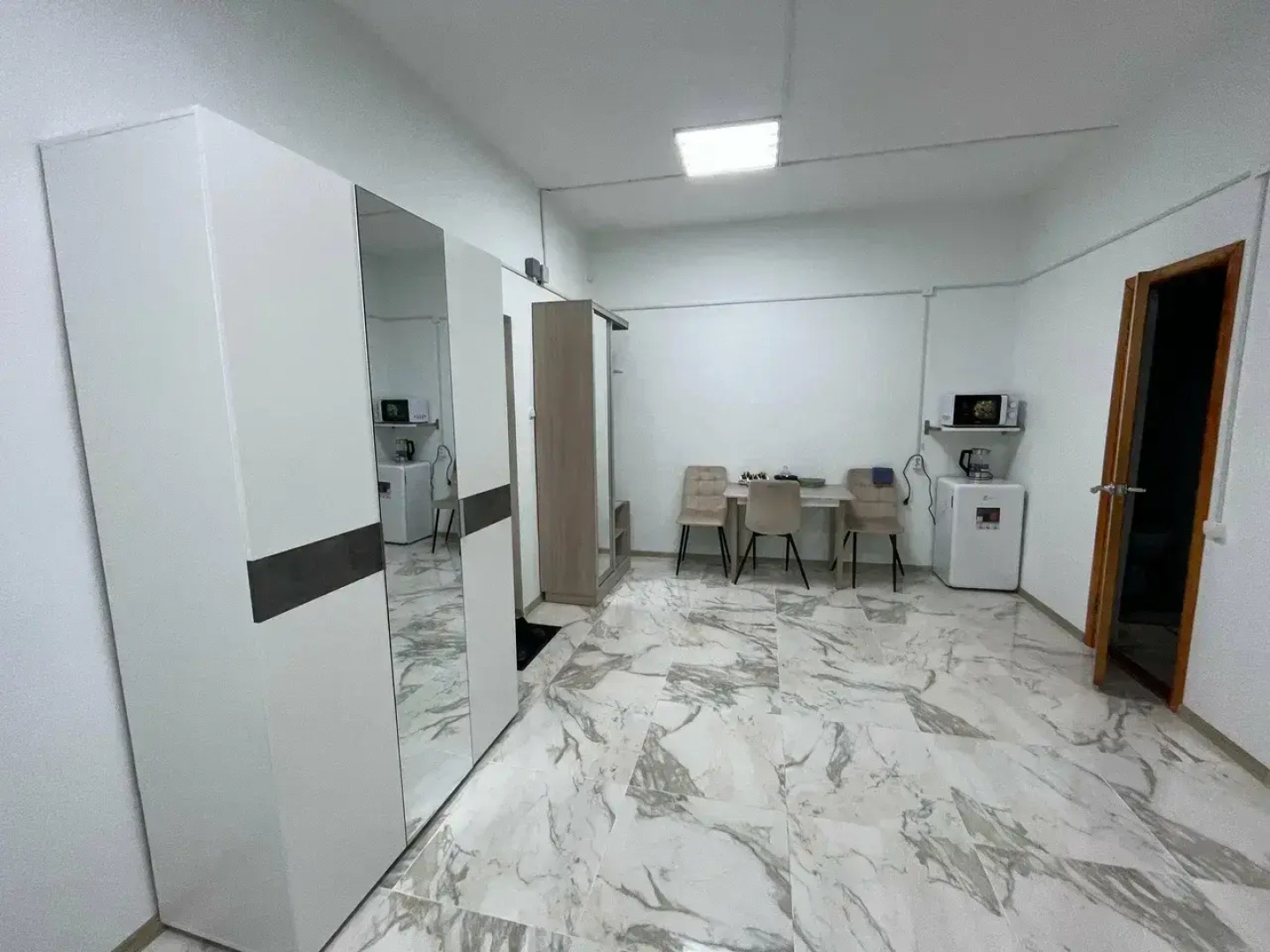 Меблированные комнаты Отель Avenue