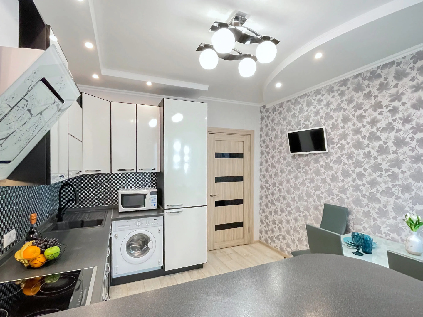 Апартаменты на Чугунова