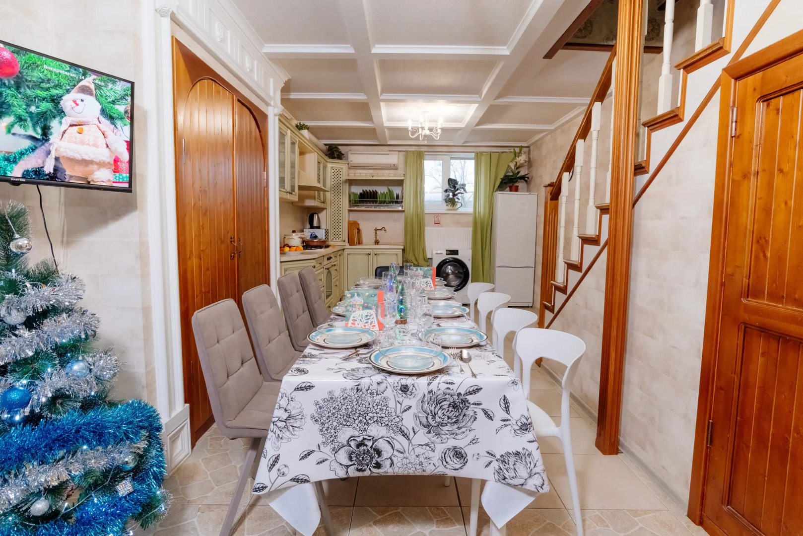 Частный дом Дом в Центре на Адмирала Крюйса до 15 чел в 100 м Аква парк и пляж