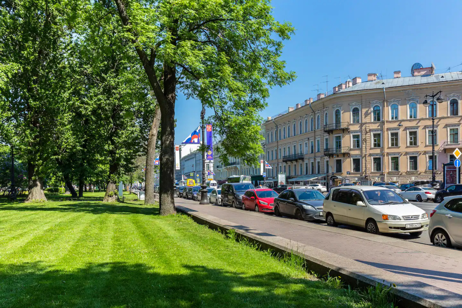 Апартаменты в самом центре Санкт-Петербурга