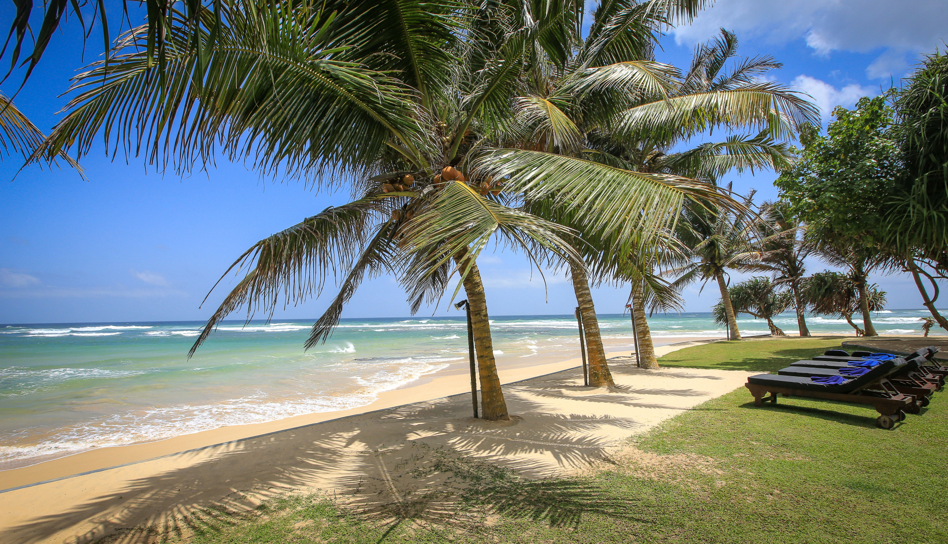 South Point Villa - 3 bedroom Beach Front Villa