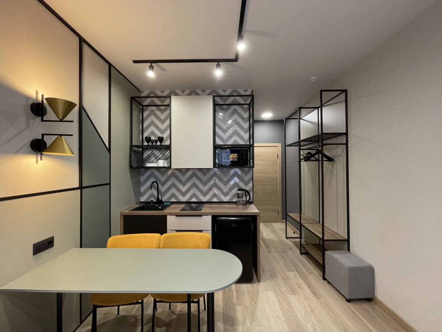 Апартаменты рядом с ТЦ Европа