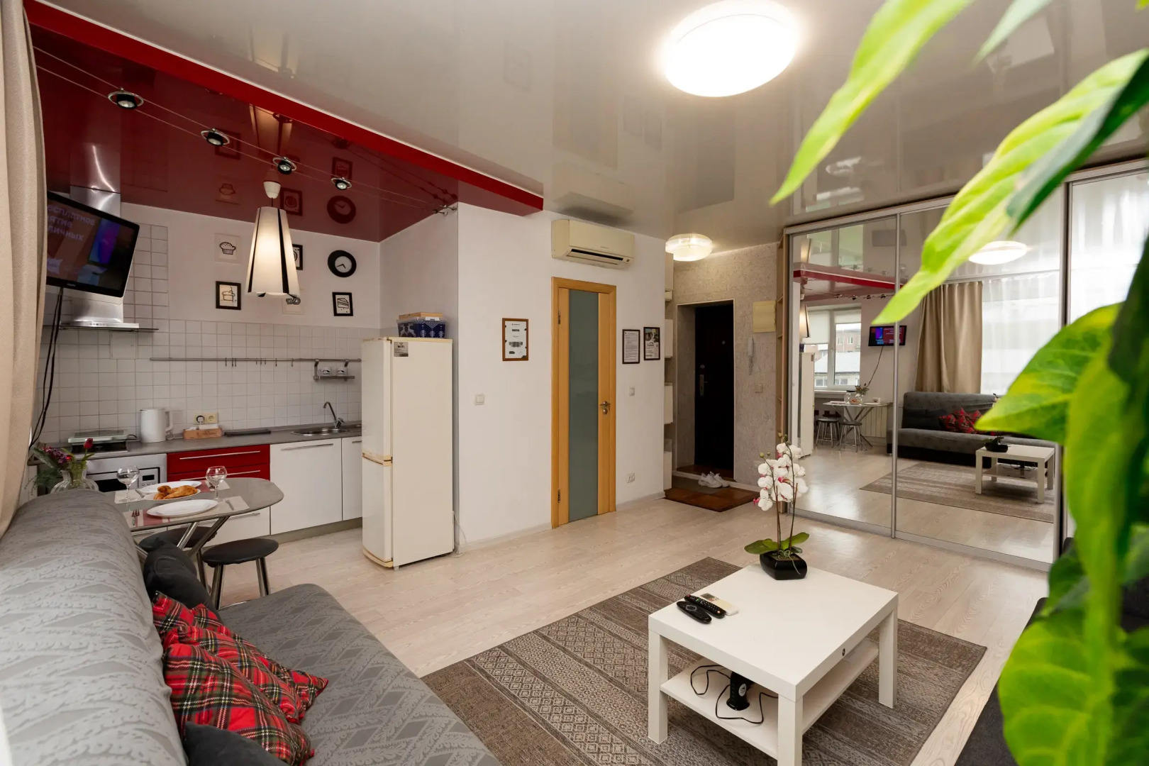 Апартаменты Yousinn Маркса 27