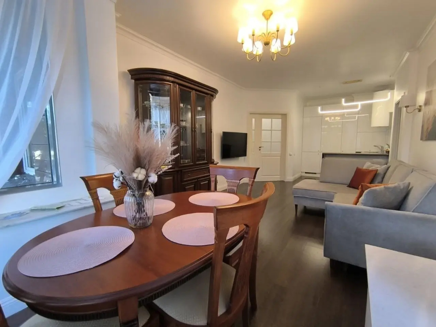 Апартаменты Vyborg Velvet Aparts Трехкомнатные в Центре с Парковкой