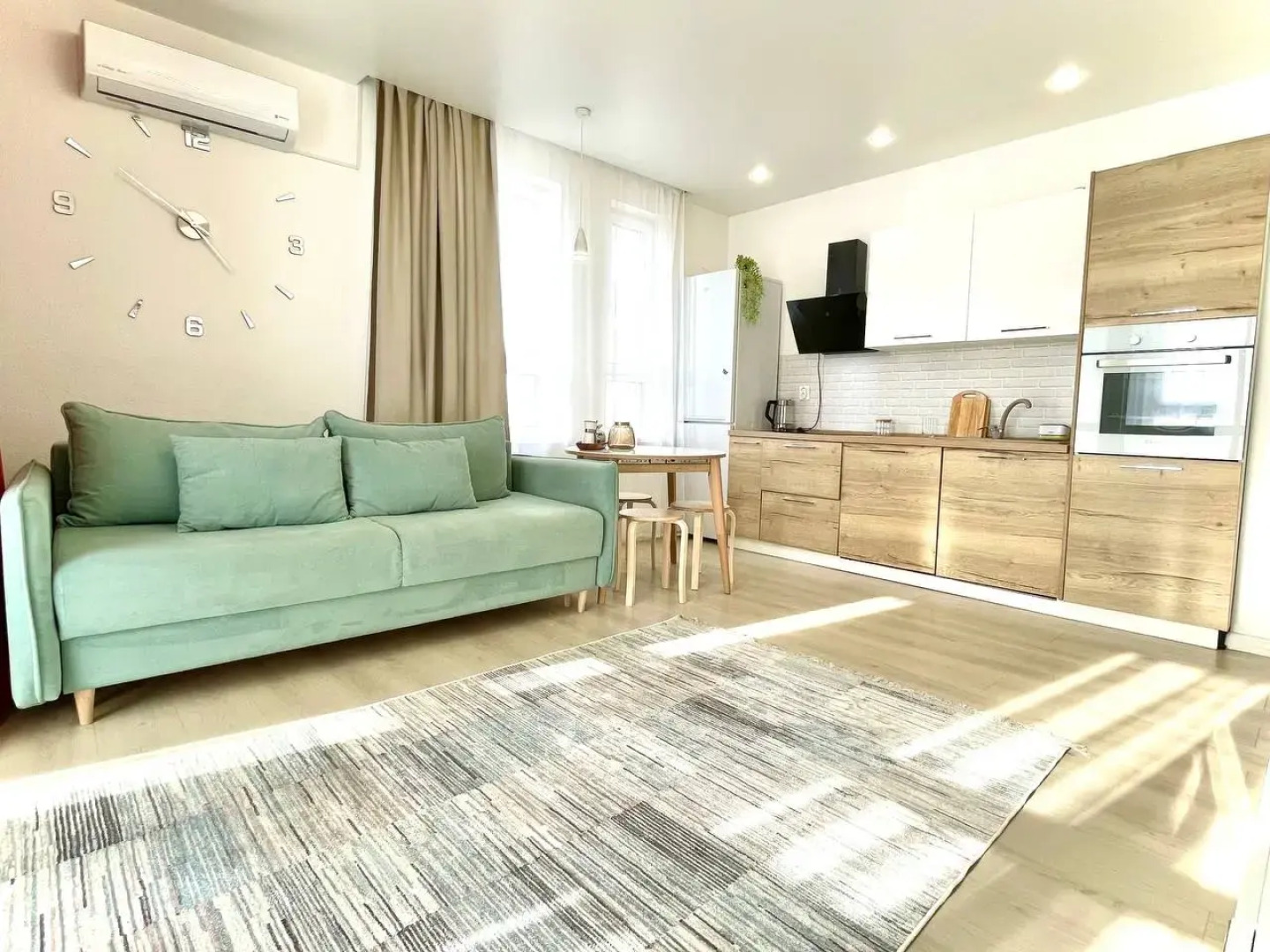 Квартира двухкомнатная в ЖК Андерсен парк