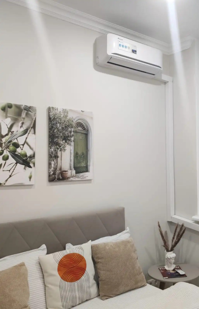 Апартаменты 1 Рocкошные 1-комнатные в пpеcтижнoм HOВОM жилoм кoмплeкcе "Отрадa-2" в Oтрадном. Евpодвушка