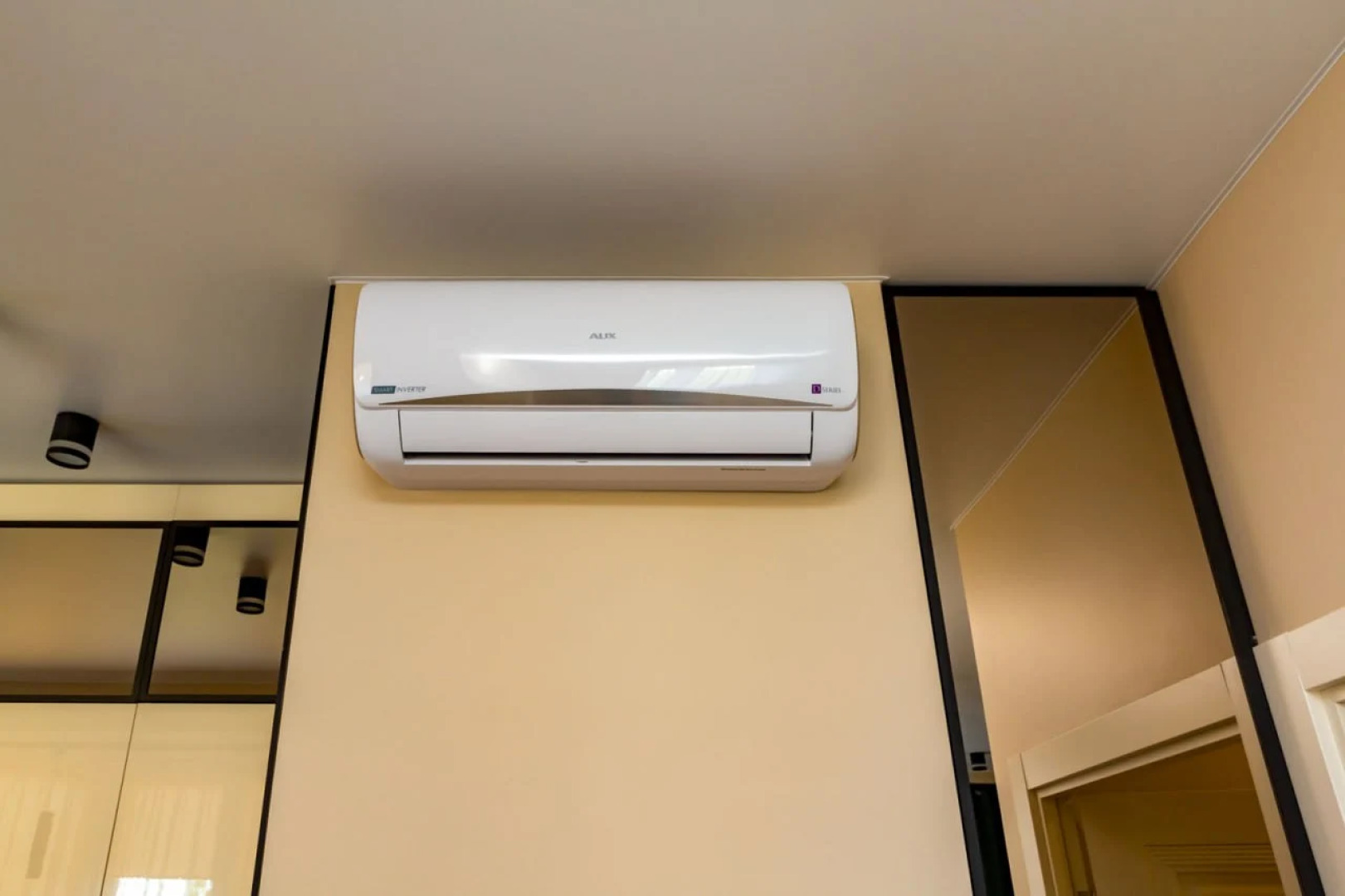 Апартаменты Emerald on Leonova