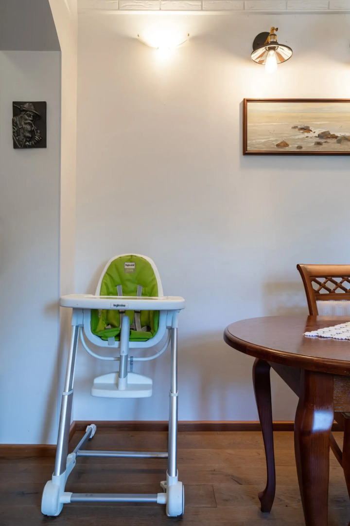 Квартира трёхкомнатная BookingApart с дизайнерским ремонтом в самом центре Светлогорска