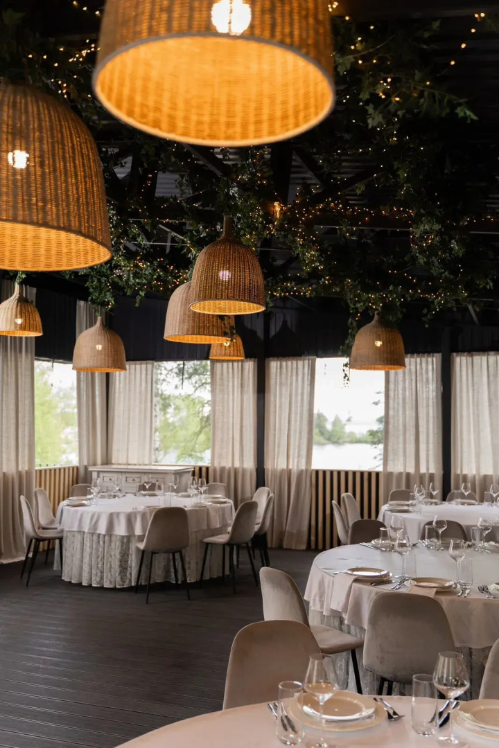 Отель Талес