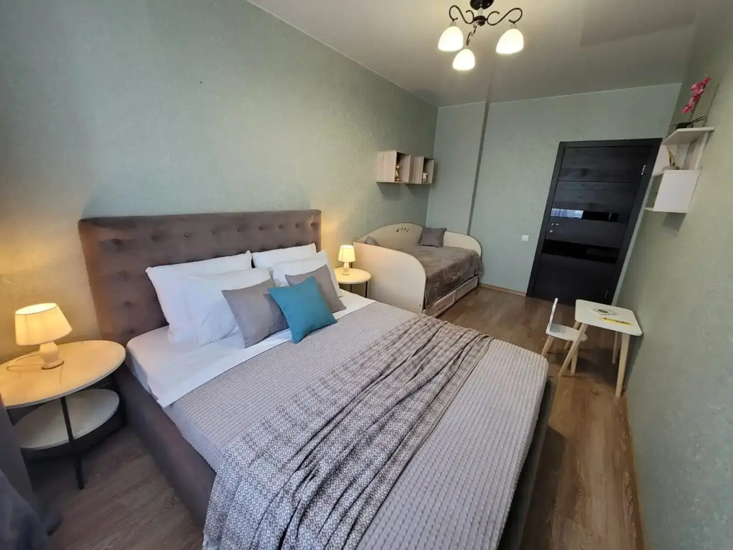 Апартаменты в центре с видом на город 61