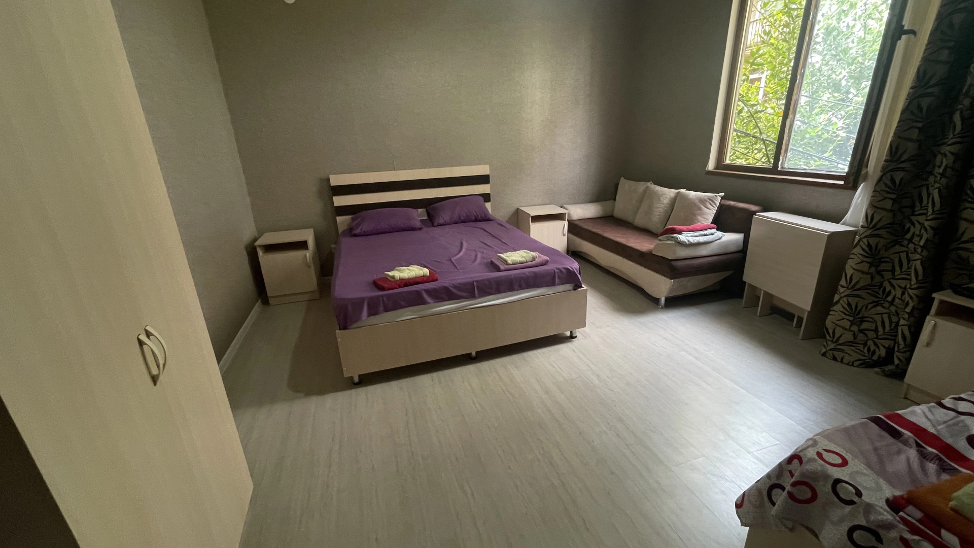 Меблированные комнаты в Гостевом Доме Адуней