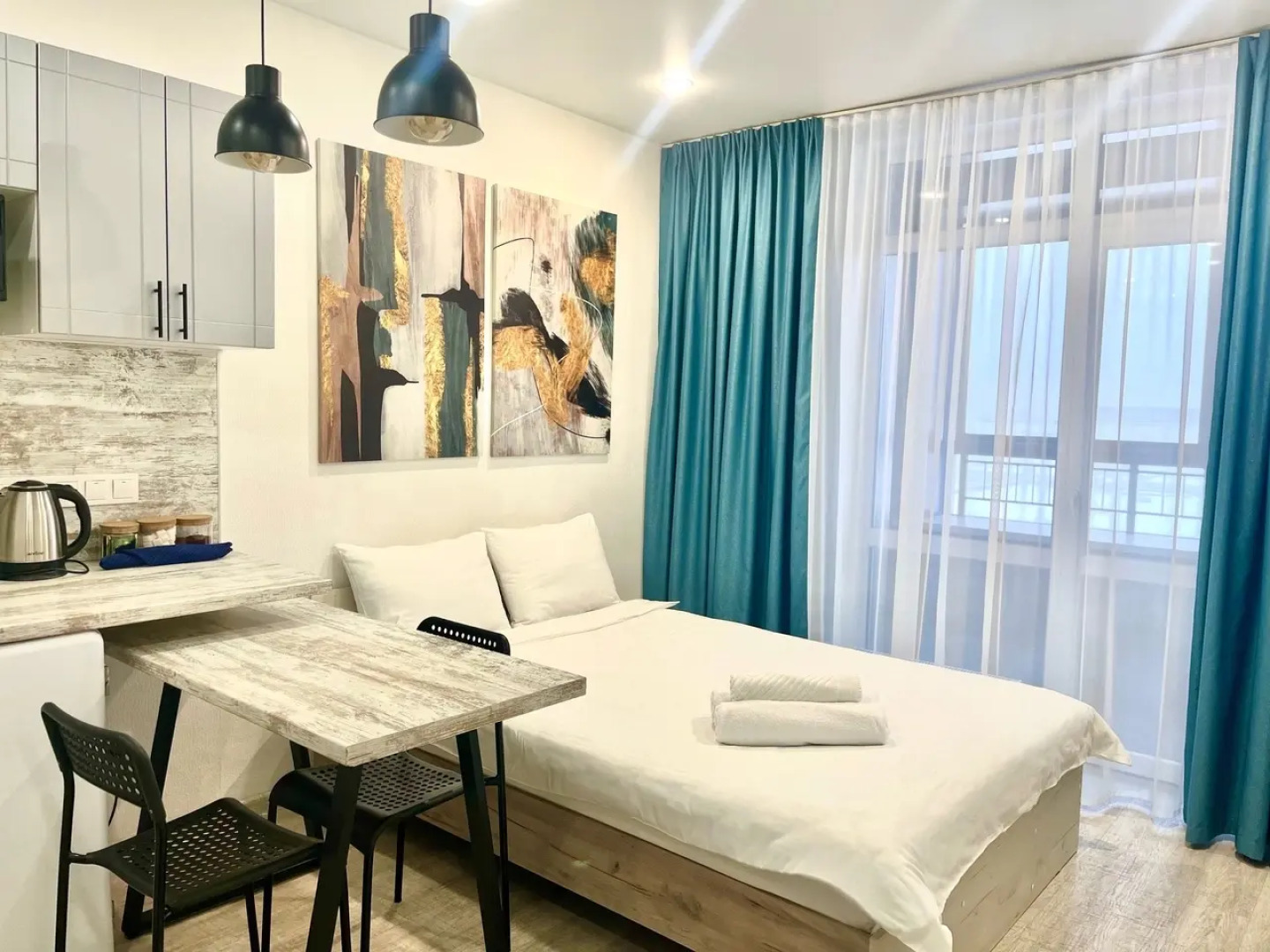 Апартаменты KrasLoft в ЖК Притяжение на двоих