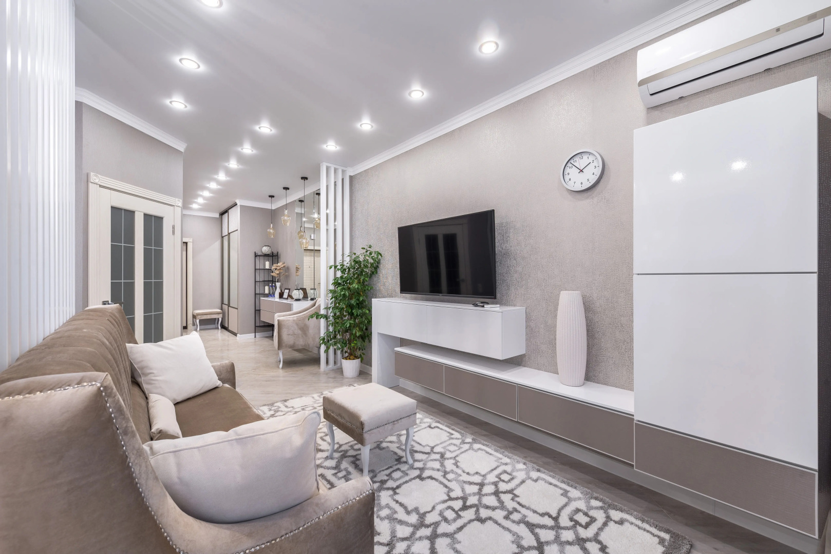 Апартаменты Admiral nearby Hilton 2