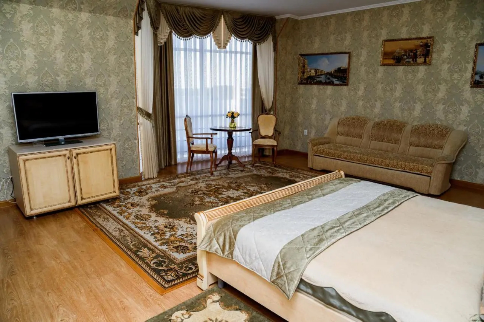 Отель Европа