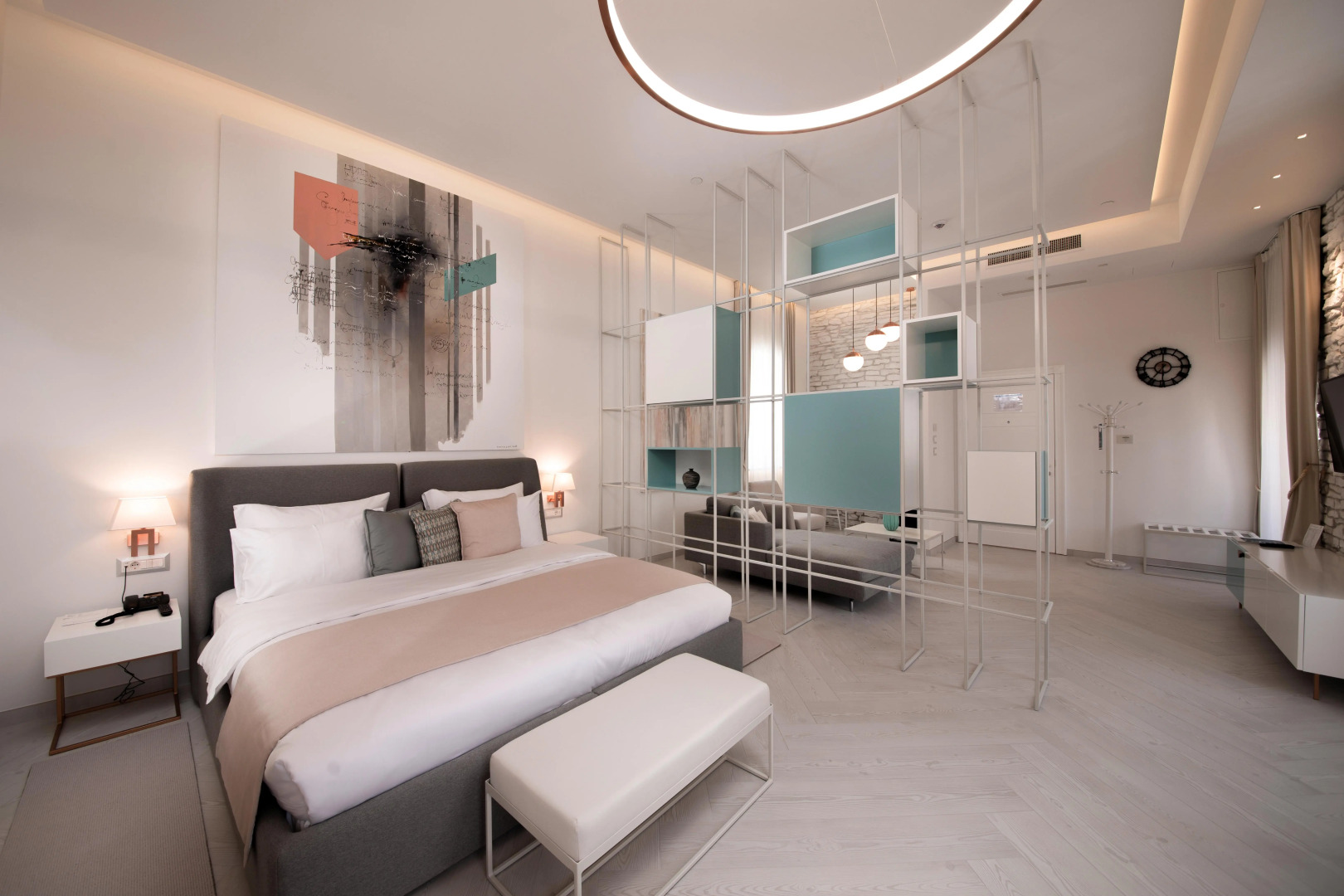 Lazure Hotel and Marina