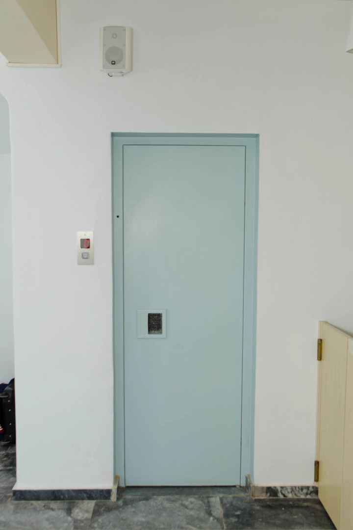 Отель Karanasos