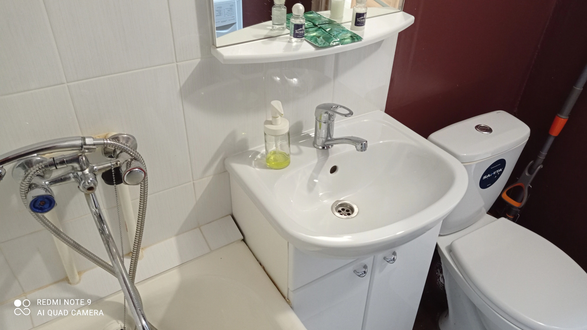 Апартаменты LOYAL'ь Строителей 17