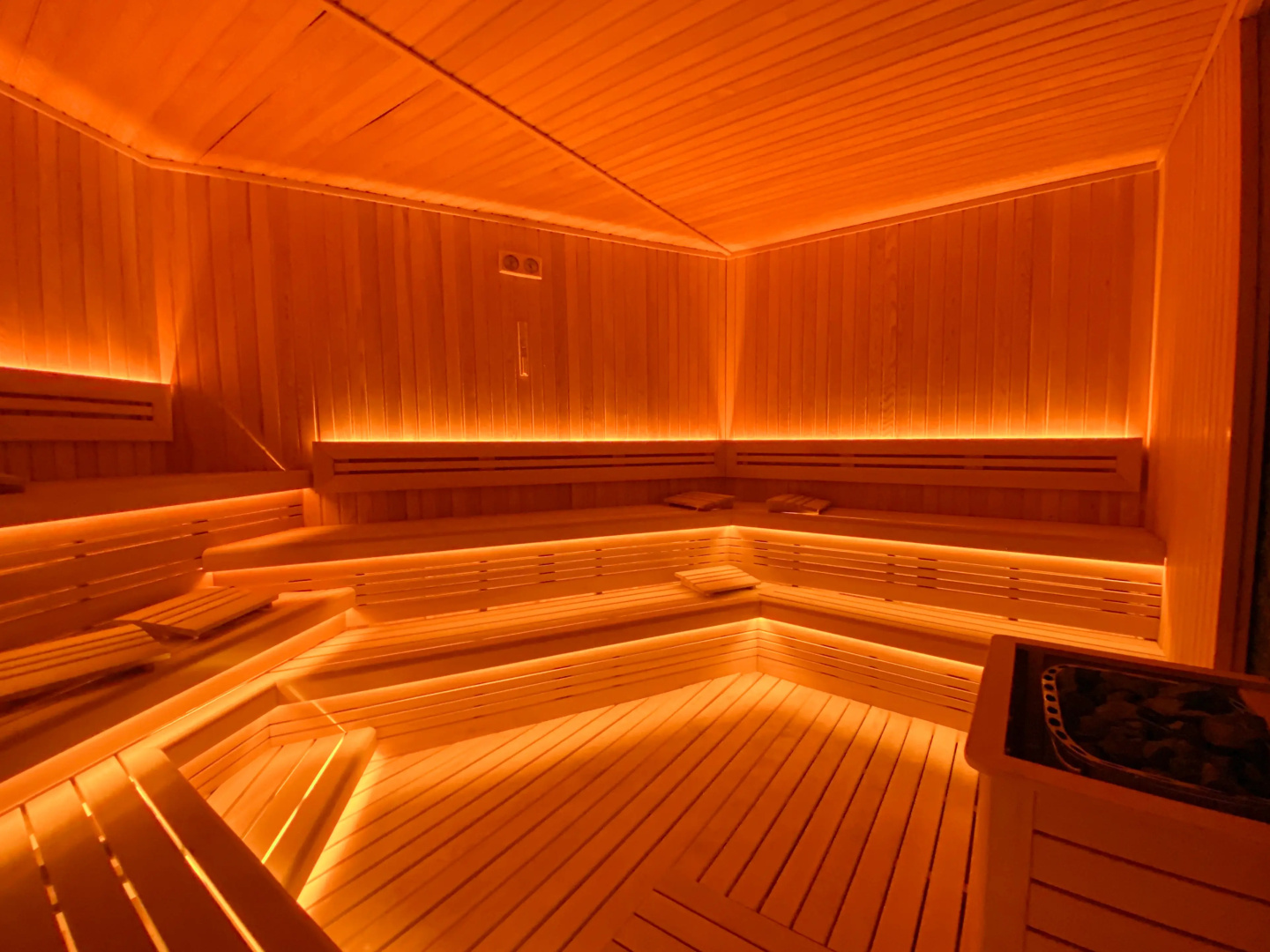 Отель Almira Thermal Spa & Convention Center