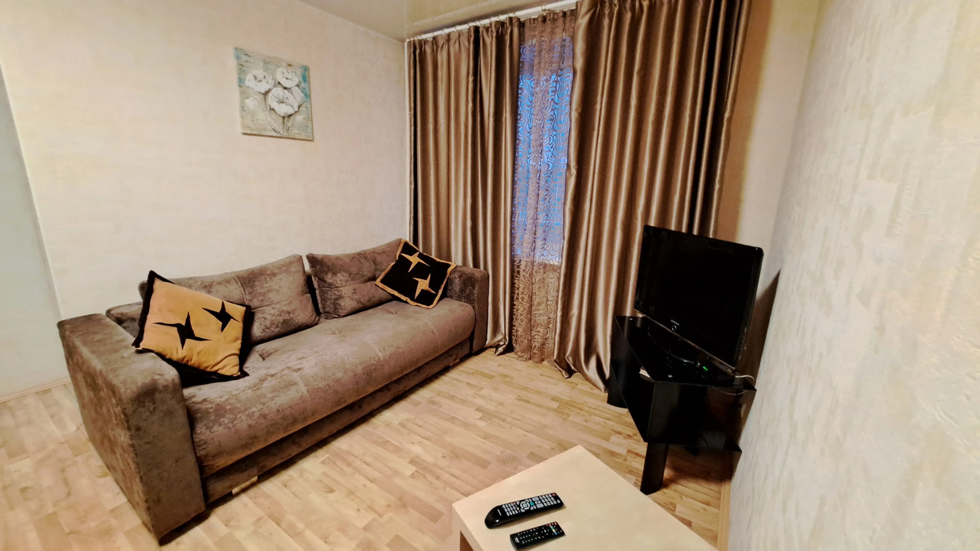 Апартаменты Класса Люкс на Строителей 5