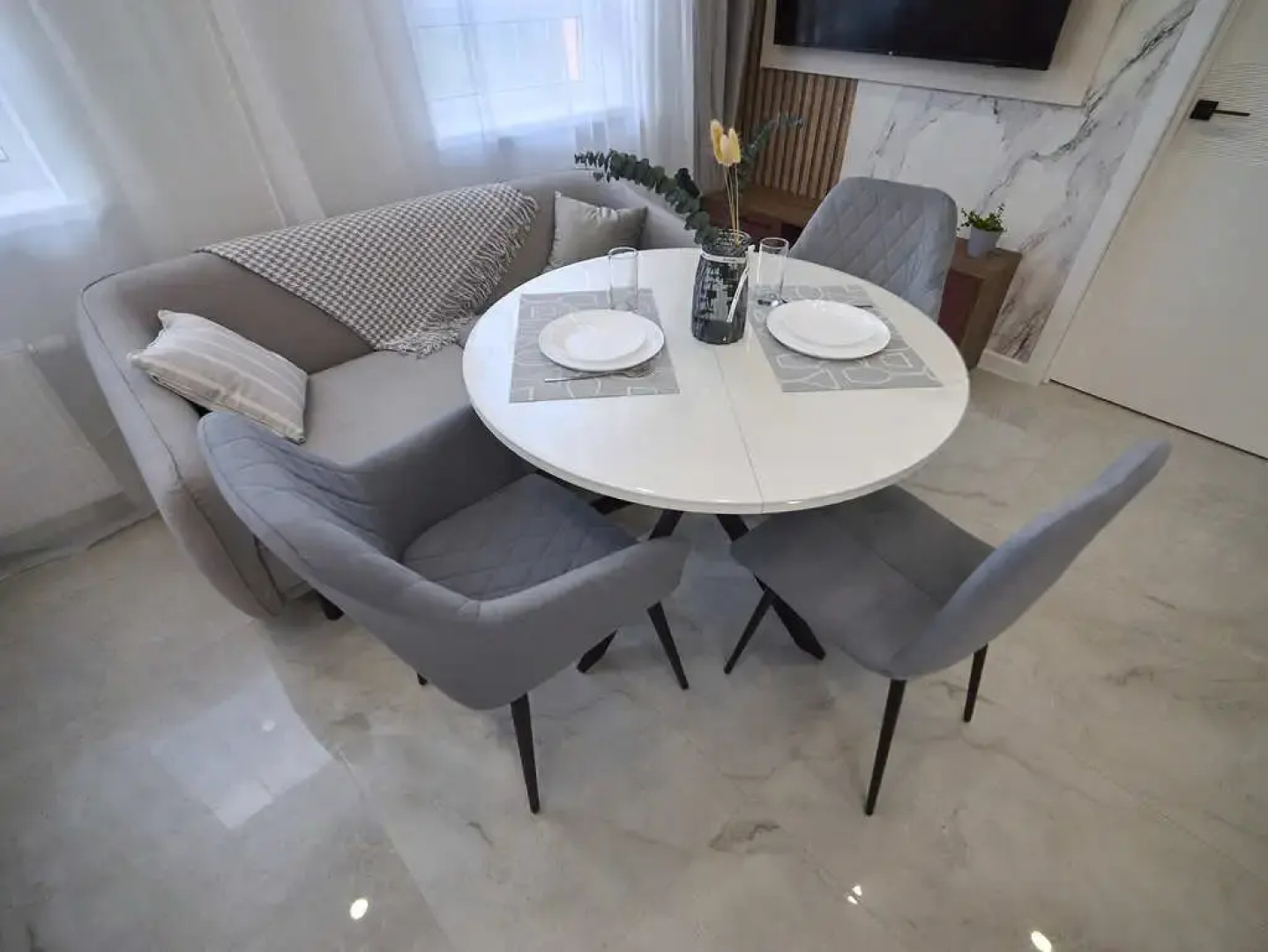 Апартаменты Премиум у Океаниса и Парка Швейцарии