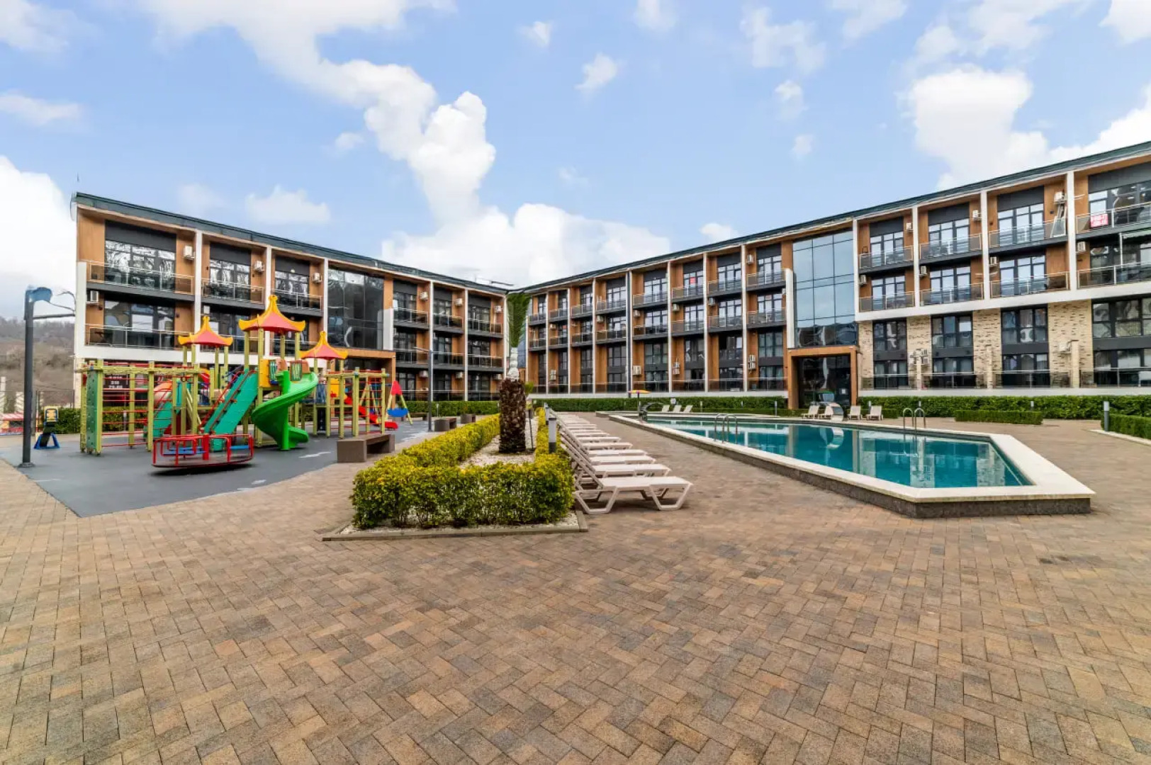 Апартаменты Двухуровневые около моря с бассейном в ЖК Морской квартал