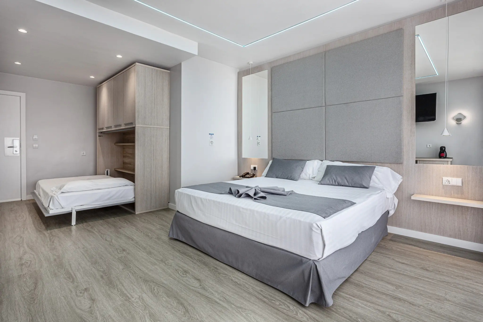 Отель Hospedium Hotel Abril