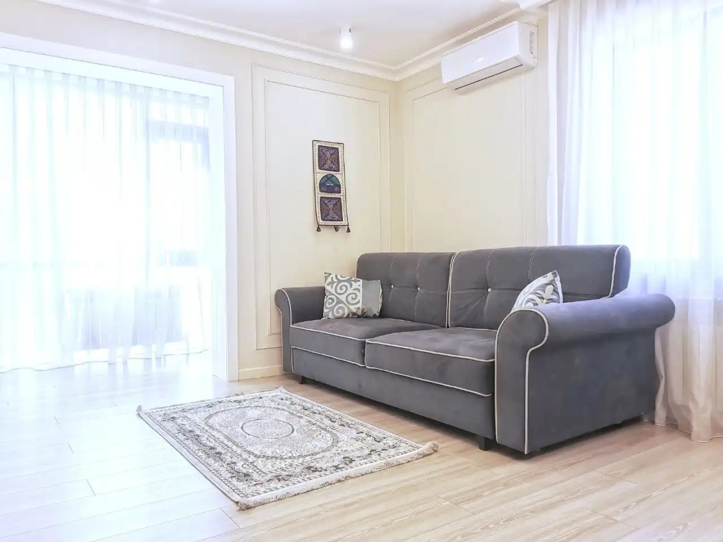 Апартаменты M.O.O.N. APARTMENTS Assem PLAZA