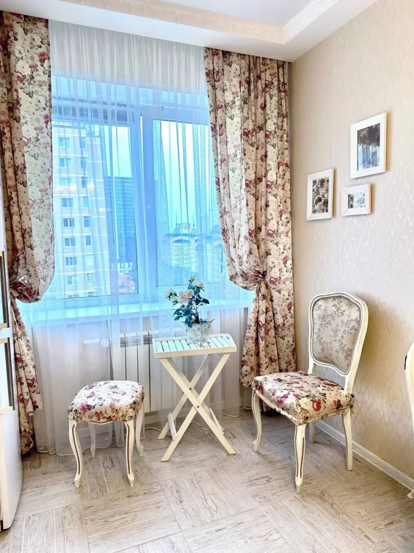 Апартаменты на Раскольникова 83