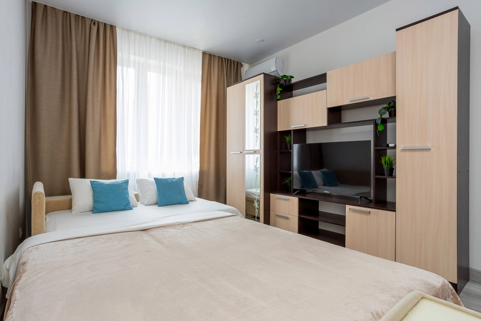 Апартаменты возле Парка Галицкого с Новым Ремонтом