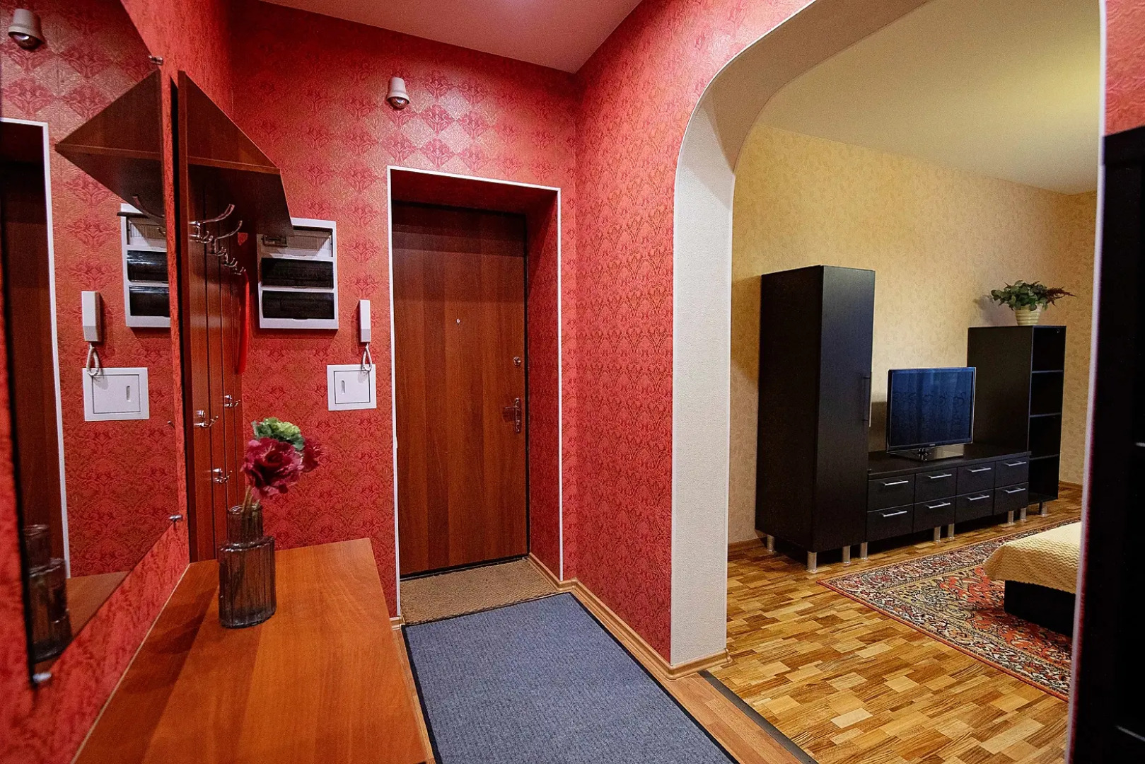 Квартира  Октябрьский проспект 15